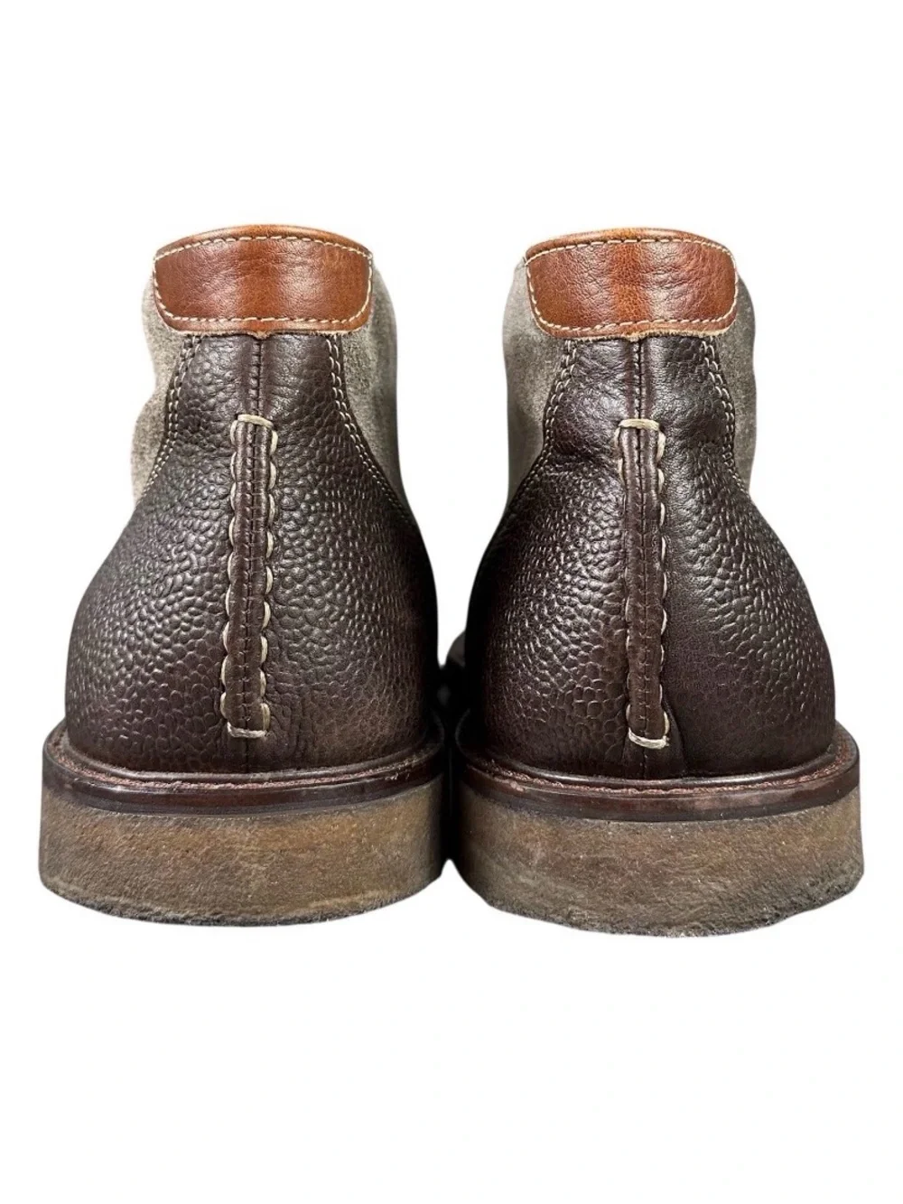 Johnston & Murphy Gray Suede Chukka Boots with Textured Heel